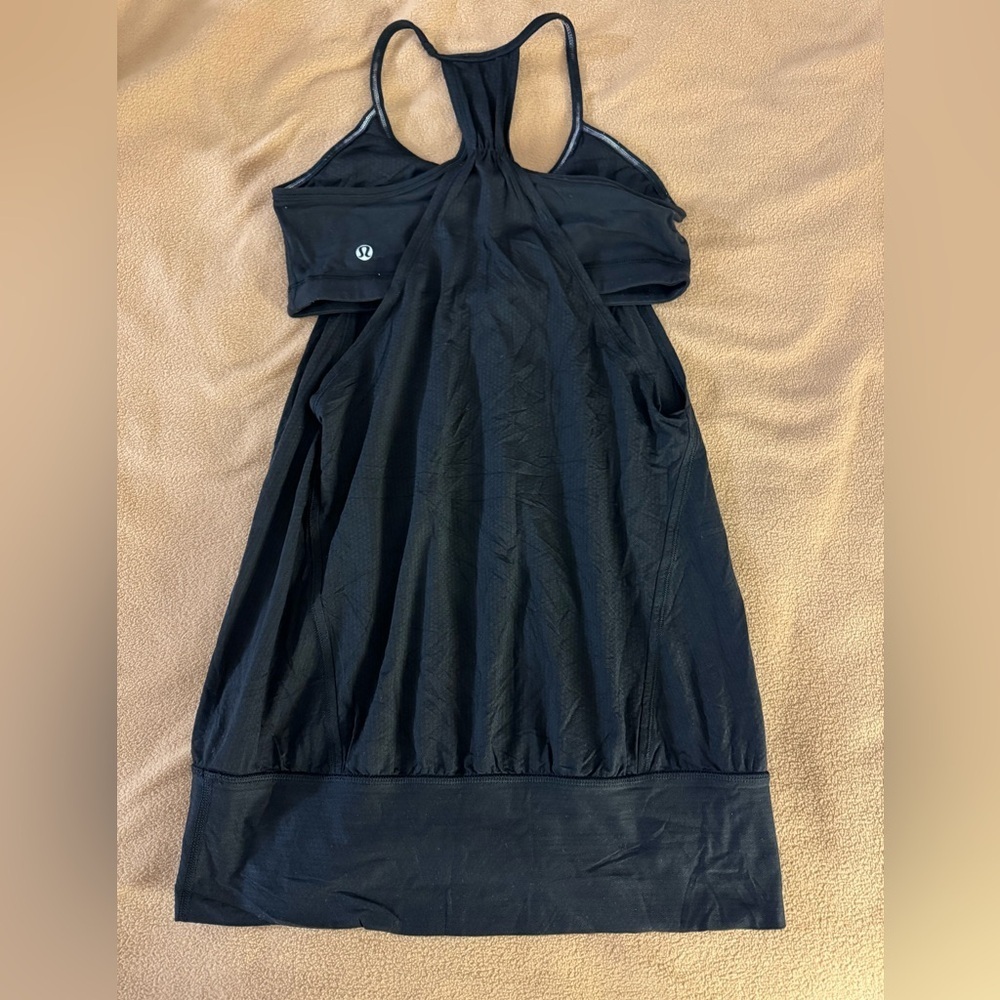 Lululemon black workout top - Picture 5 of 7